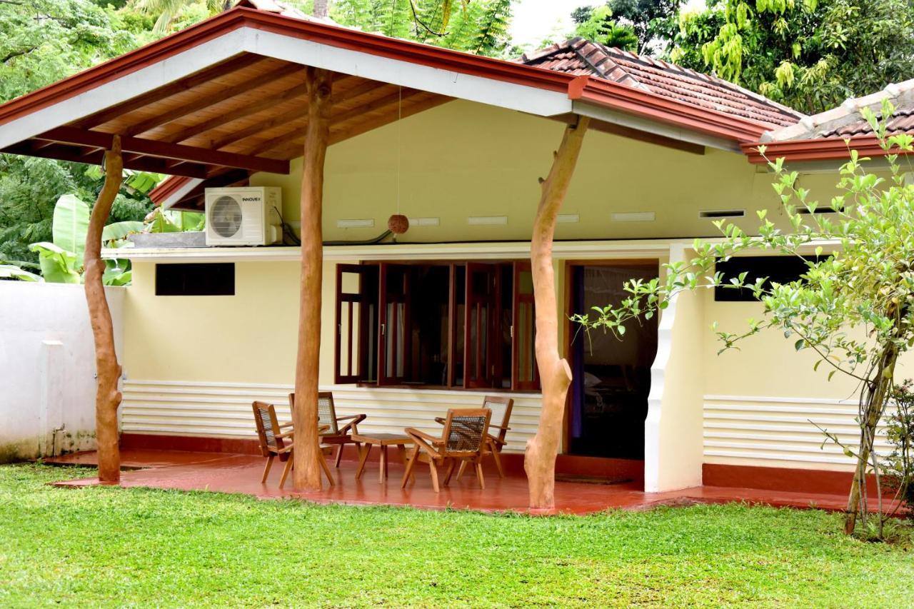 Villa Polhena Matara Luaran gambar