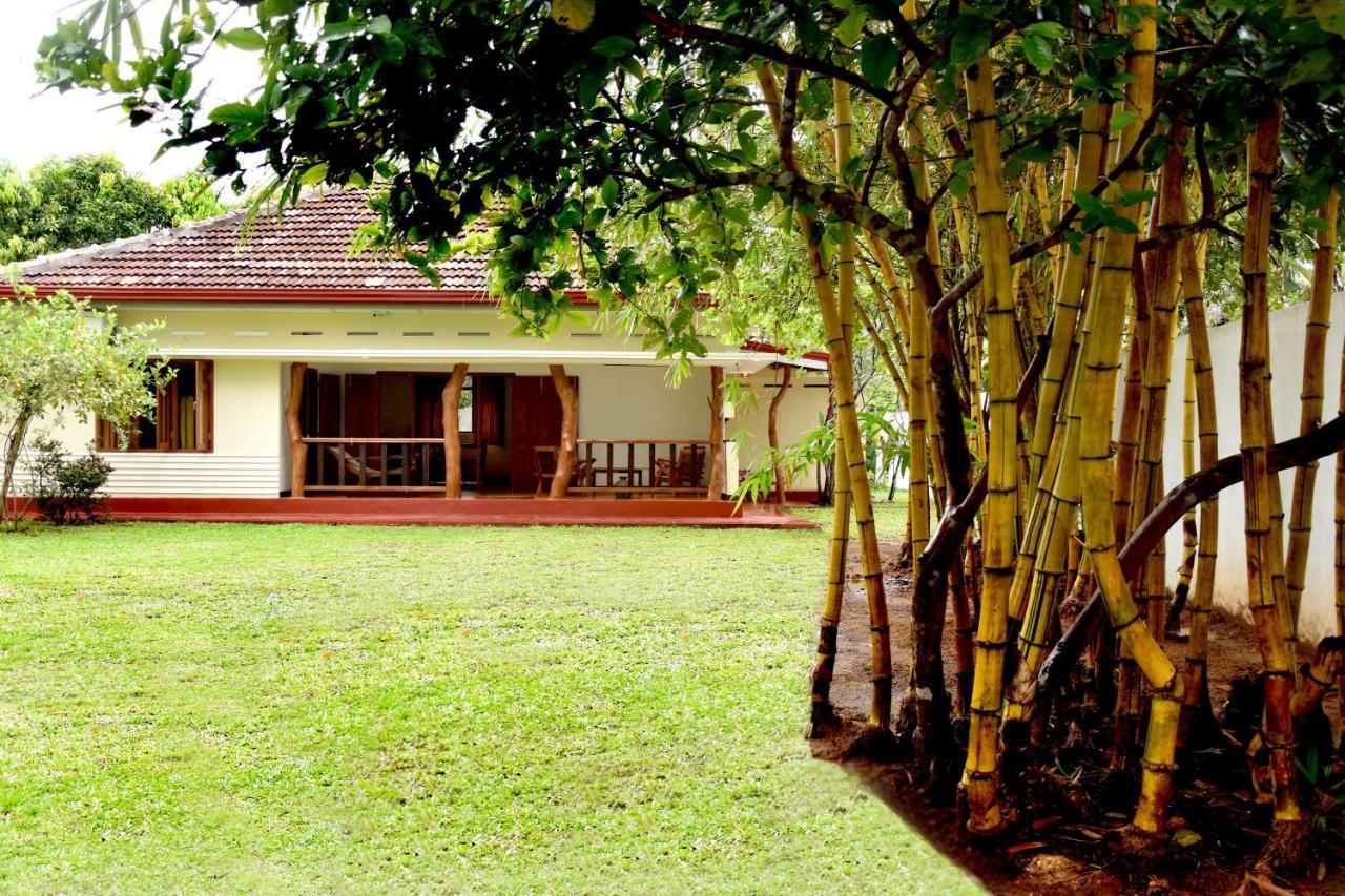 Villa Polhena Matara Luaran gambar